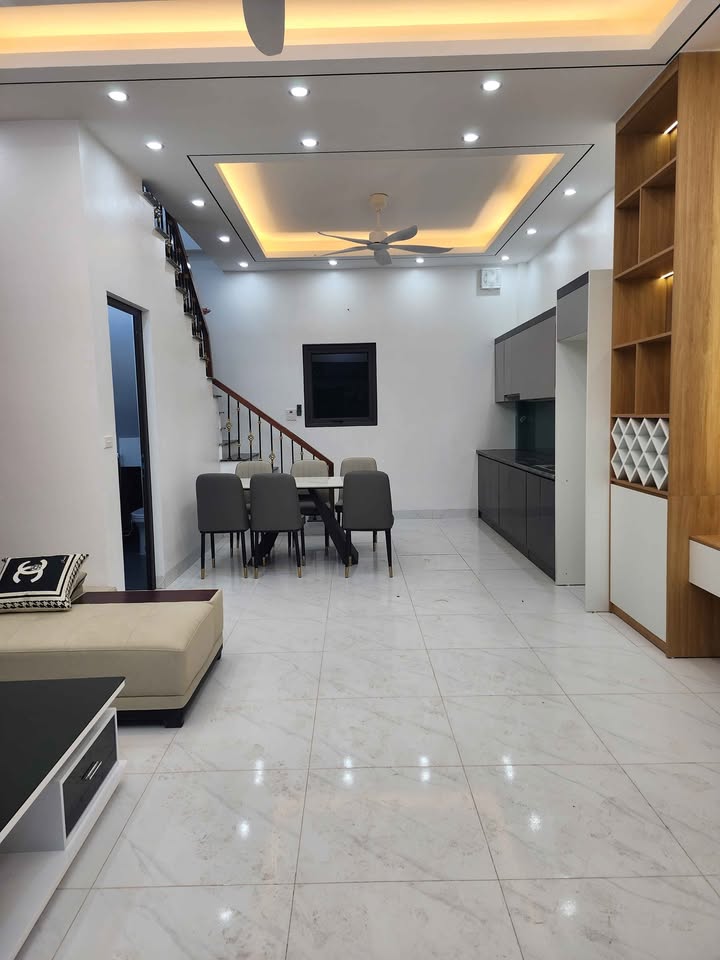 Nhà riêng Phúc Chỉnh TP Ninh Bình 90m² - Ô tô vào tận nhà!
