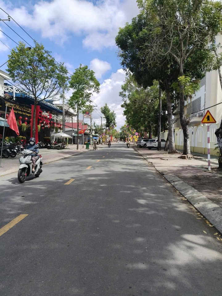 Nhà phố mặt tiền Phạm Ngũ Lão, Trà Vinh 94m² - Vị trí đắc địa!