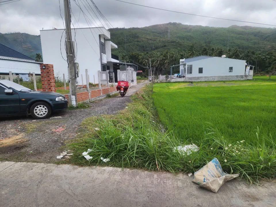 Đất nền Xuân Phương Sông Cầu 150m² - Đất thổ cư 100%!