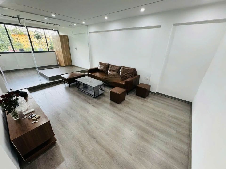 Căn hộ Nguyễn Hiền Hai Bà Trưng 80m² 8 triệu - Full nội thất