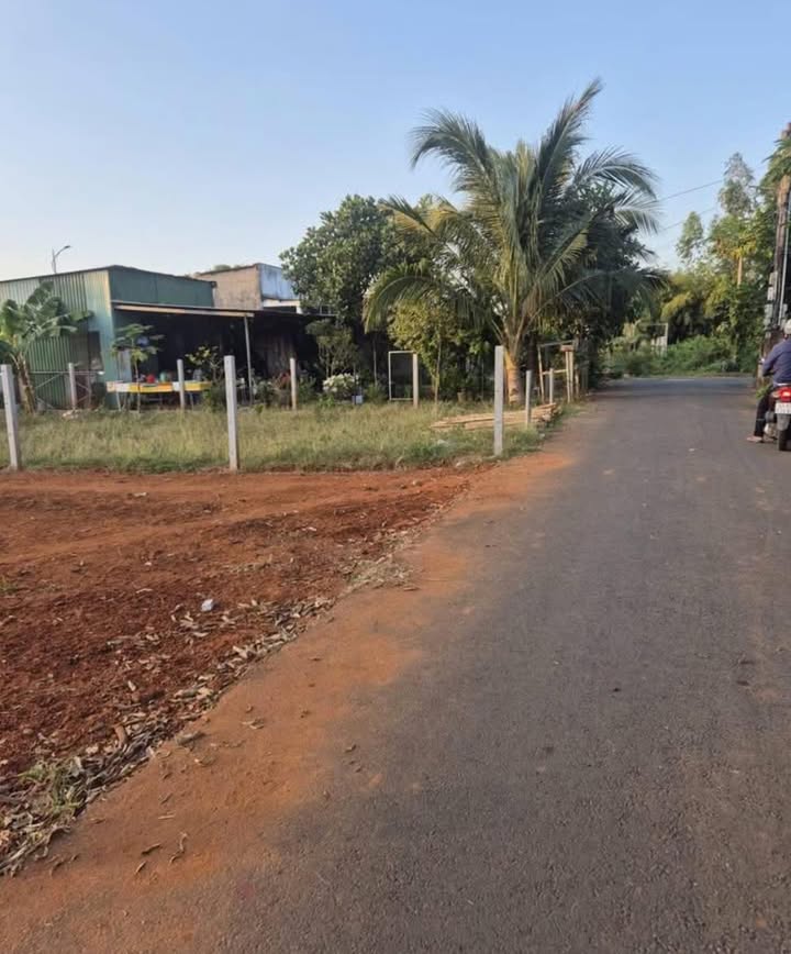 Đất nền 127m² Đường 43 Bà Rịa - Sổ đỏ chính chủ, giá 1.7 tỷ