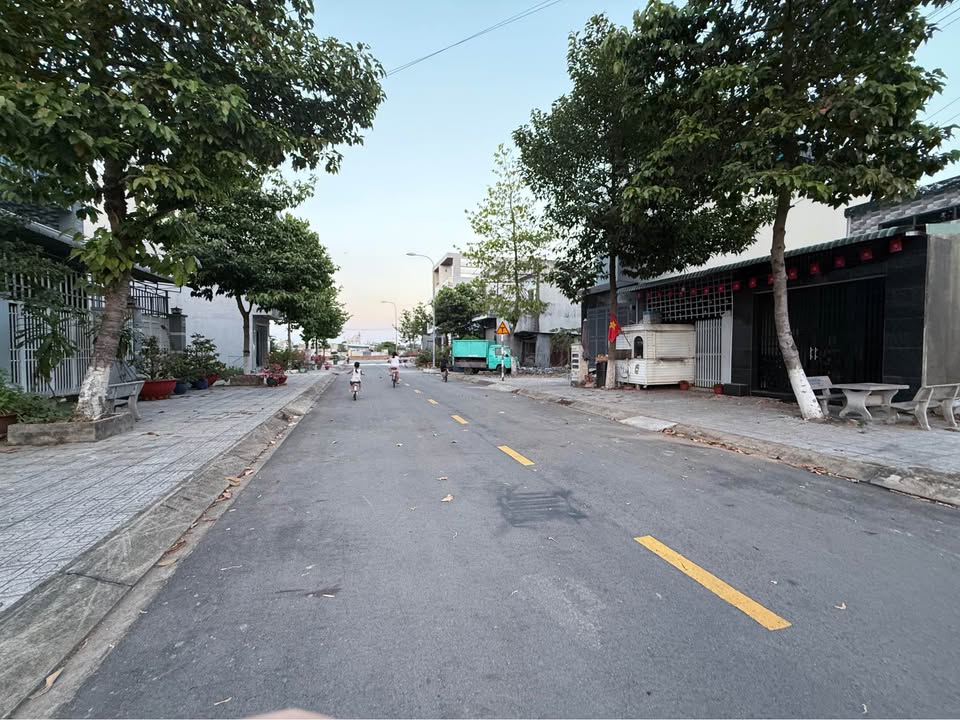 Đất Tái Định Cư Phước Thiền 160m² - Sổ Hồng Thổ Cư 100% - Giá 5 Tỷ