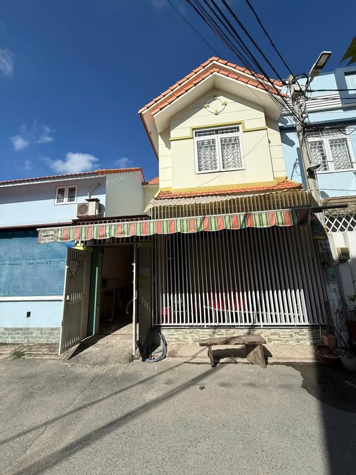 Nhà Phố Lò Lu, Thủ Đức 65m² - Ô tô vào tận nhà!