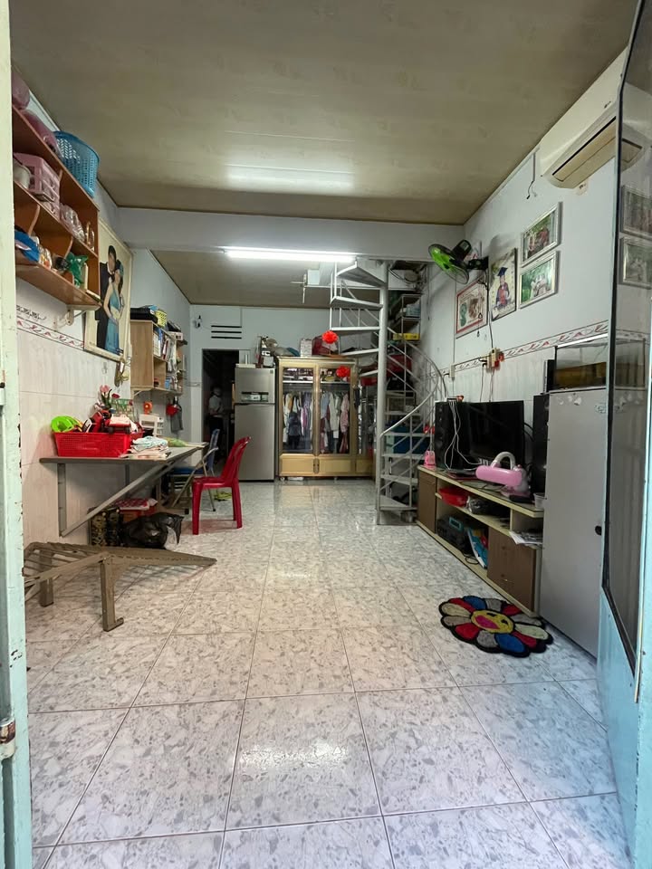 Nhà riêng Bình Khánh Long Xuyên 28m² - Full nội thất, sẵn sàng vào ở!