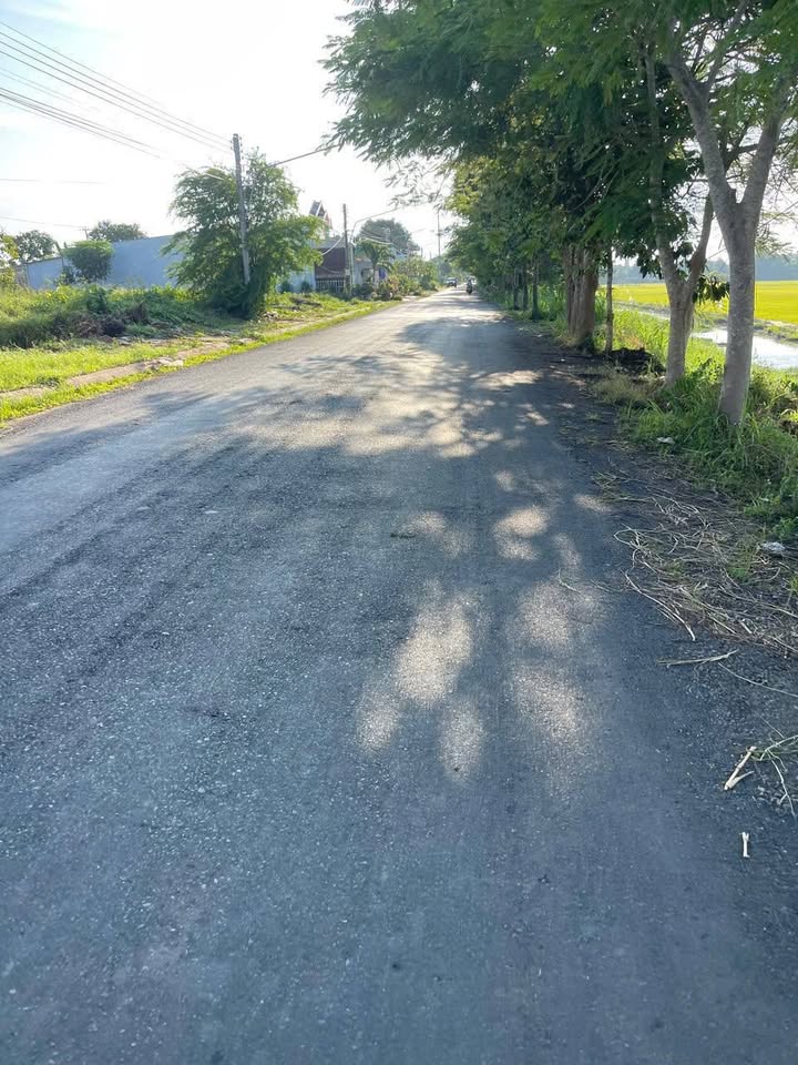 Nhà Cấp 4 240m² Mặt Tiền Đường Ô Tô An Phú, Châu Đốc - Giá 1.75 Tỷ