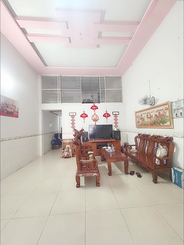 Nhà Phố Mỹ Phước, Bến Cát 150m² - Mặt tiền kinh doanh đắc địa!