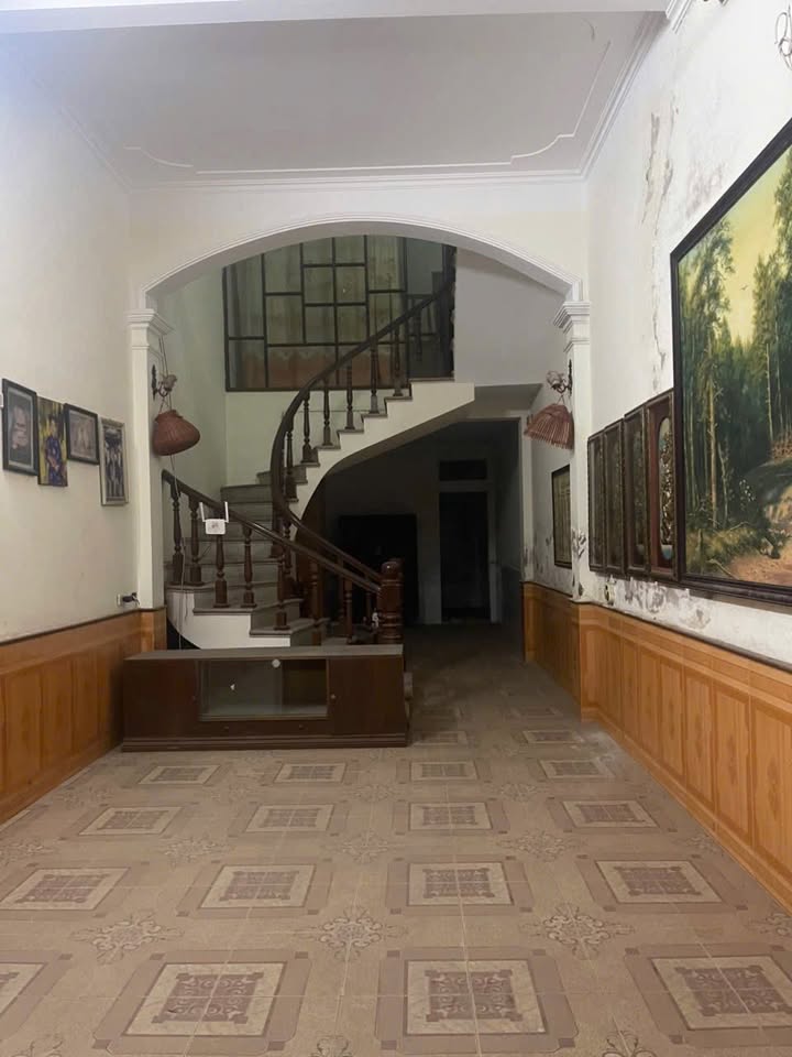 Nhà 2 Tầng Phố Đức Minh, Hải Dương 76m² giá 3 triệu - Ô tô vào tận nhà!