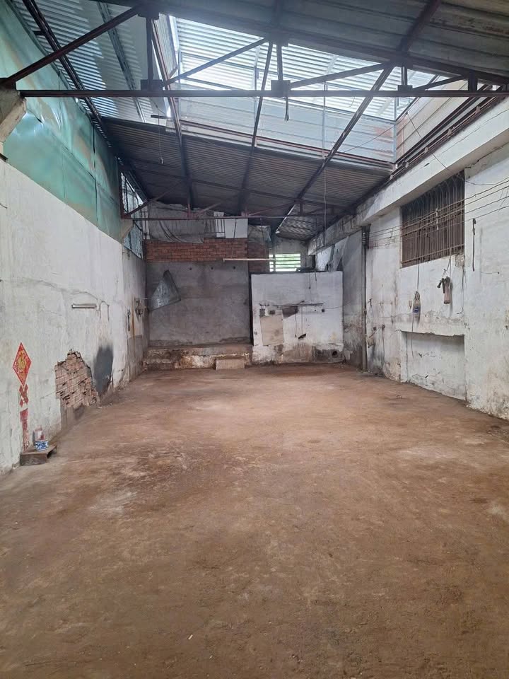 Kho Xưởng MTKD Trương Đình Hội, Q8 - 180m² - 15 Triệu/Tháng - Sẵn Sàng Kinh Doanh