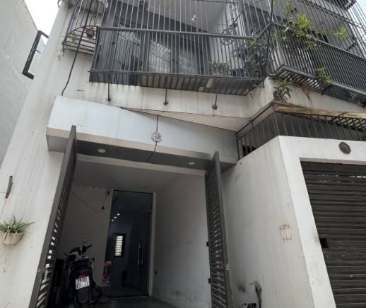 Nhà 44m² 4 Tầng Nguyễn Văn Linh, Long Biên - Ô Tô Tránh, Gần Aeon Mall