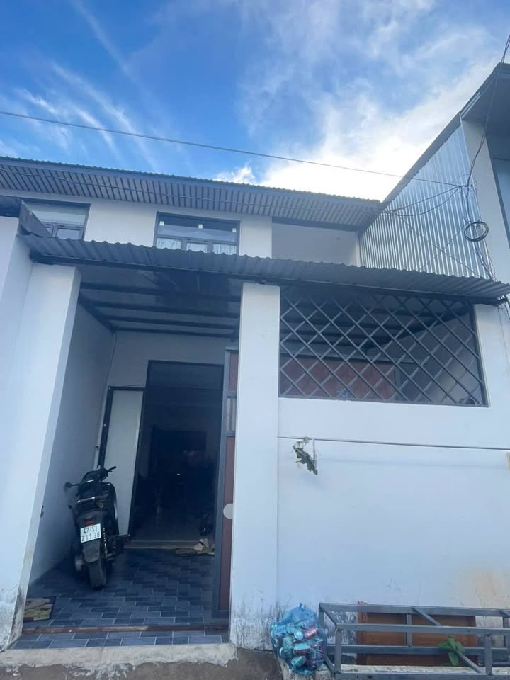 Bán Gấp Nhà 4 Căn 90m² Phường Thành Nhất, Buôn Ma Thuột - Giá 890 Triệu