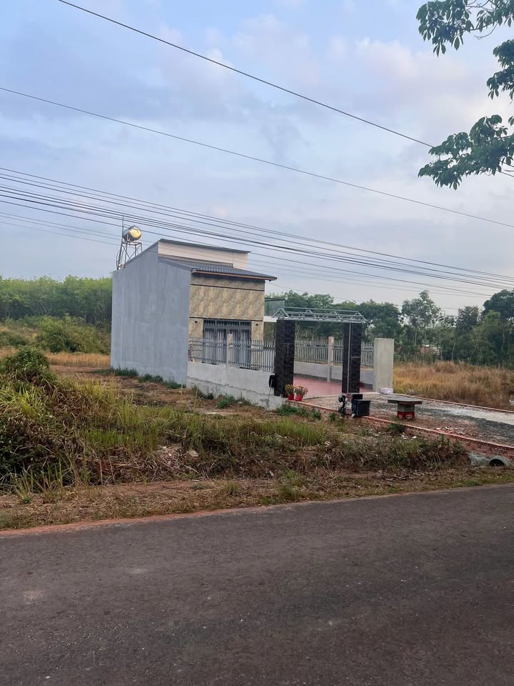 Đất nền Tiến Hưng Đồng Xoài 451m² giá 1.45 tỷ - Sổ đỏ chính chủ