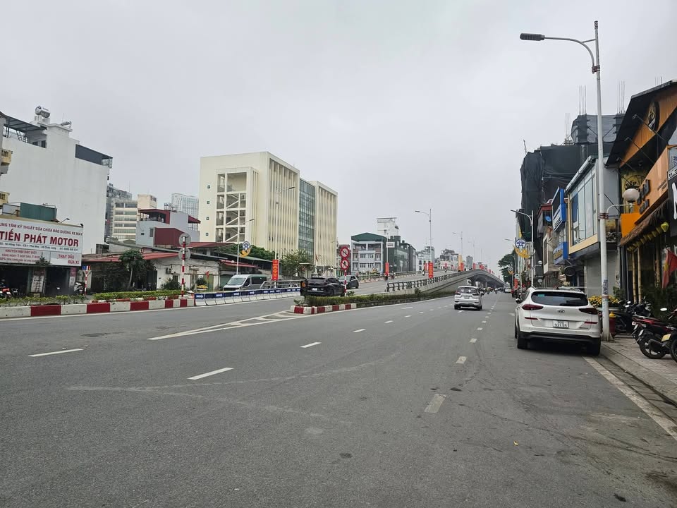 Đất nền Hồng Tiến, Long Biên 55m² - Sổ đỏ chính chủ, ô tô thông!