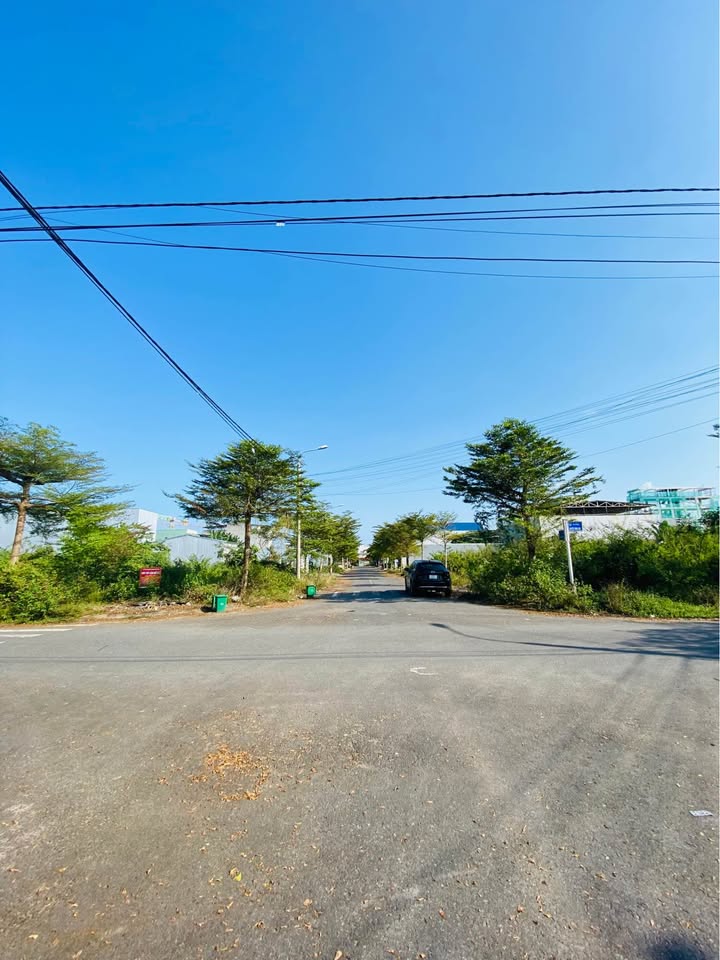 Nhà 2 Tầng 100m² Hòa Minh, Liên Chiểu - 9PN Gác Lửng, Giá 5.x Tỷ