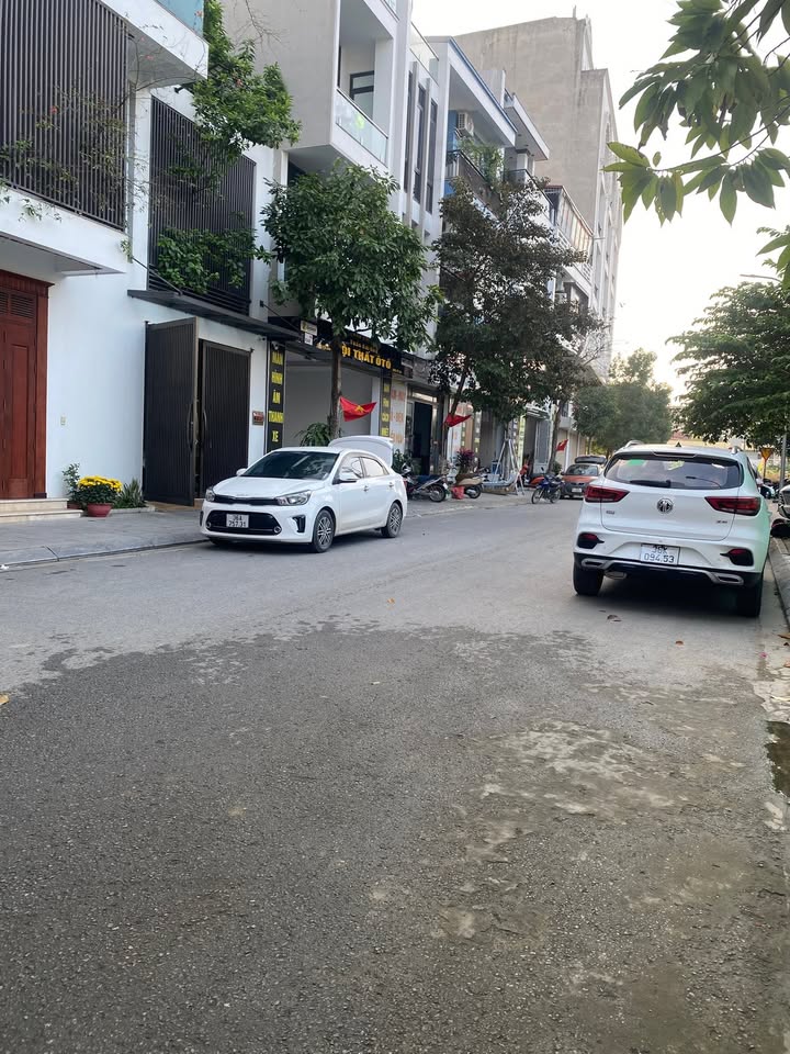 Nhà 3 Tầng 70m² Đường Thành Thái, Thanh Hóa - Giá 4 Tỷ XX