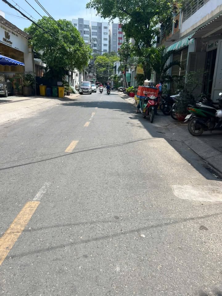 Nhà 1 Trệt 80m² Hướng Đông - Gần Aeon Tân Phú, Bình Tân - 6.8 Tỷ