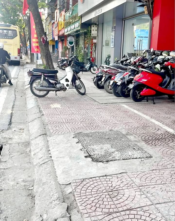 Nhà Tập thể Thanh Nhàn 3 tỷ - Sẵn sàng ở ngay!