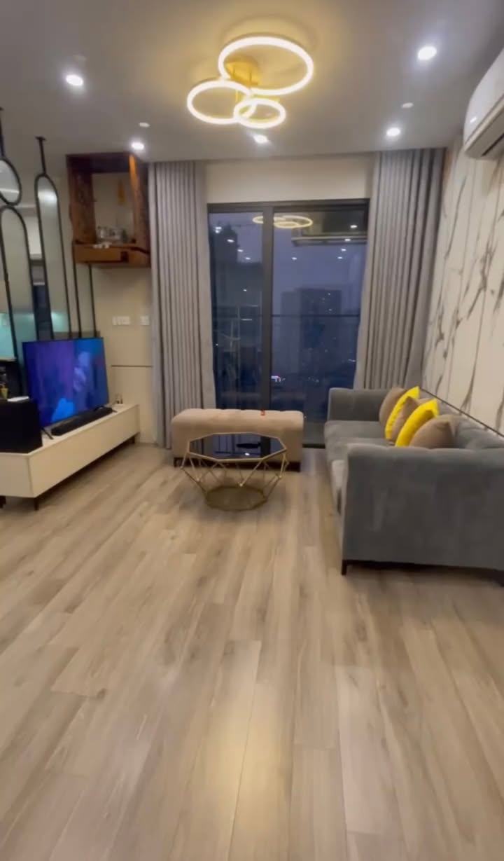 Căn hộ Vinhomes Smart City 80m² - Sẵn sổ, full đẹp!