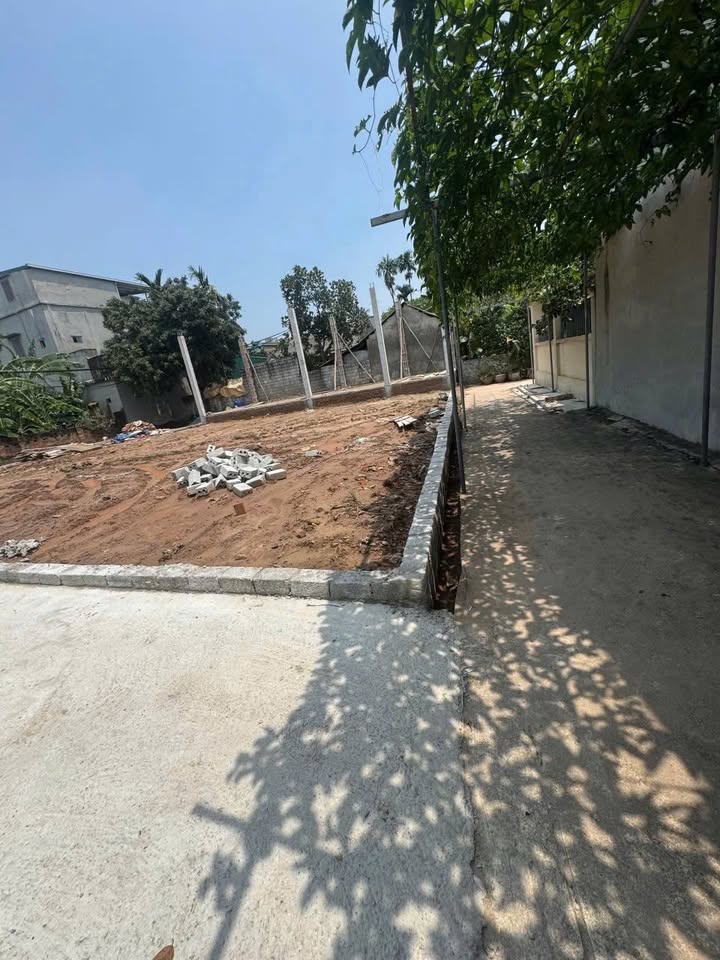 Bán Đất Lô Góc Giáp Long, Hoàn Kiếm 80m² - Giá 3.1 Tỷ