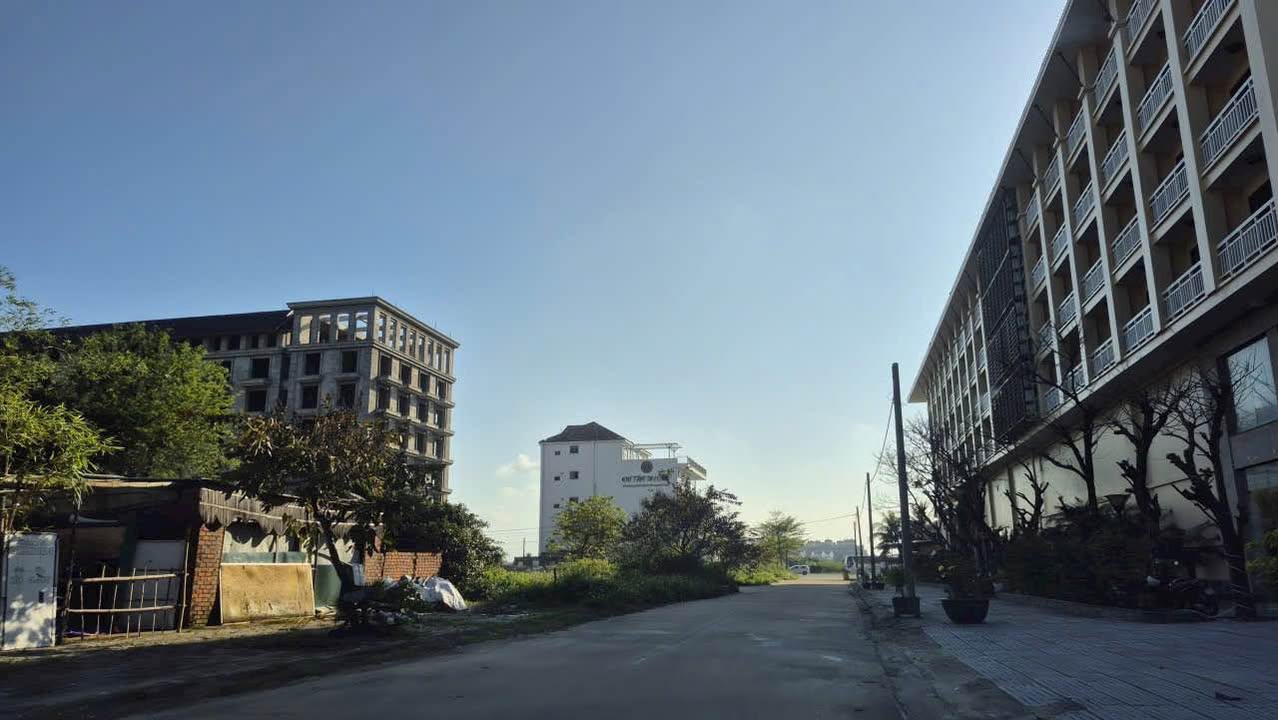 Đất nền Hội An đường Thi Sách 196m² giá 5.2 tỷ - Sổ đỏ chính chủ