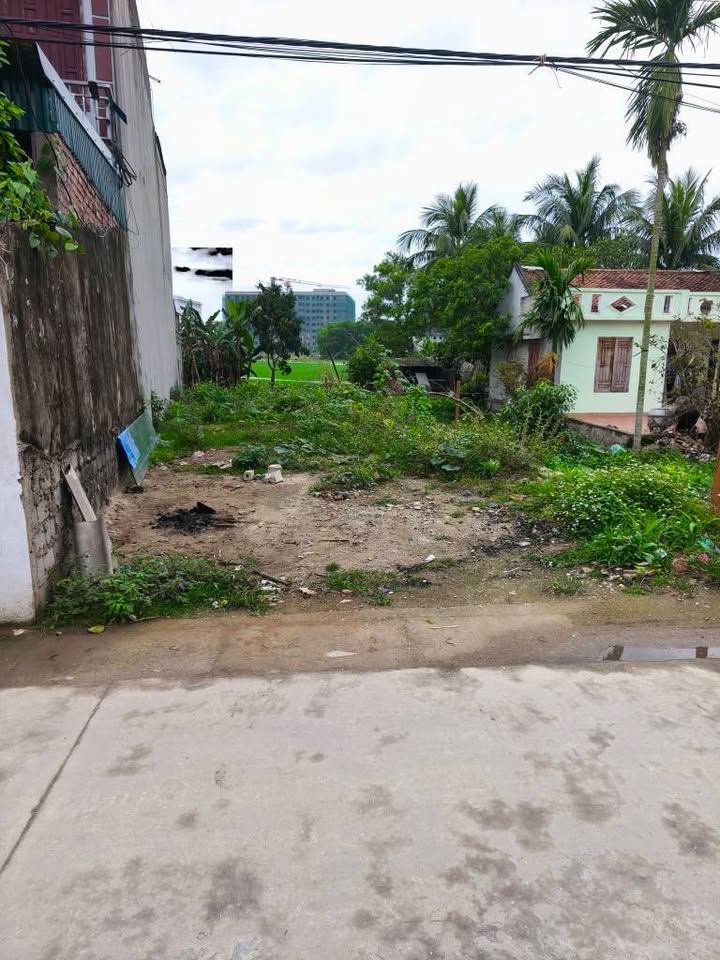 Bán đất nền 93.5m² Phố 8, Quảng Xương, Thanh Hóa - Sổ đỏ, giá 1.4 tỷ