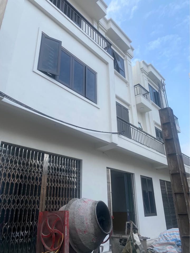 Nhà 3 Tầng 50m² Văn Cao, Nam Định - Villa Mini Sẵn Sàng Ở Ngay