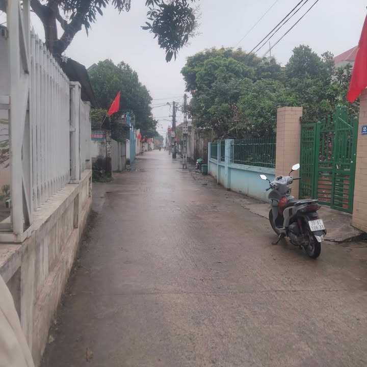 Đất nền Đông Lai Sóc Sơn 60m² - Sổ đỏ chính chủ, đường ô tô!