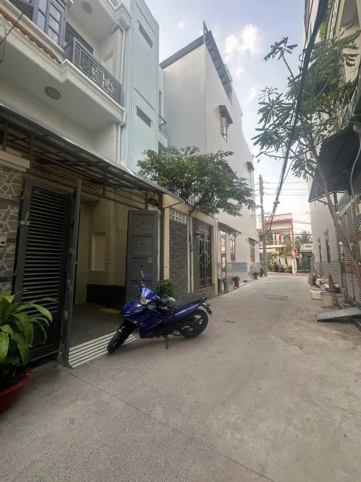 Nhà Cho Thuê Thời An, Quận 12 60m² - Ô tô vào tận nhà!