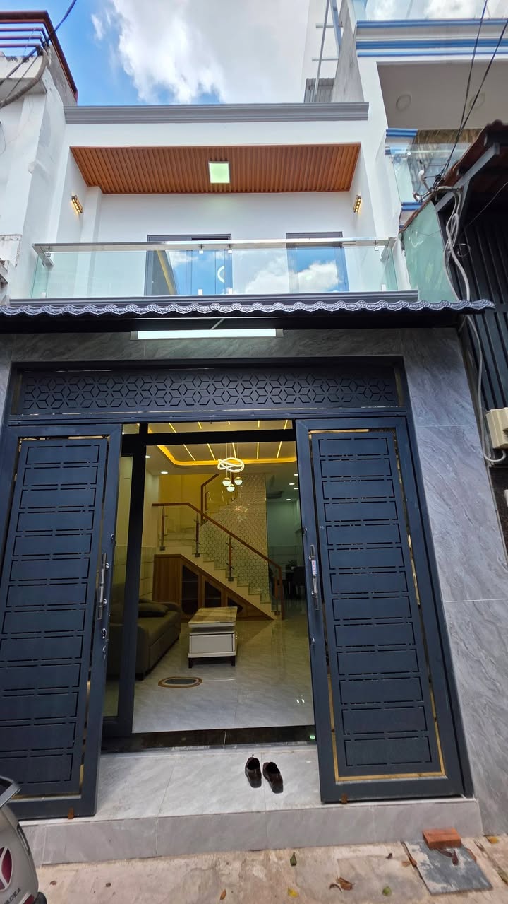 Nhà 2 Tầng 42.3m² Đường Lê Đình Cẩn, Bình Tân - Giá 4.95 Tỷ