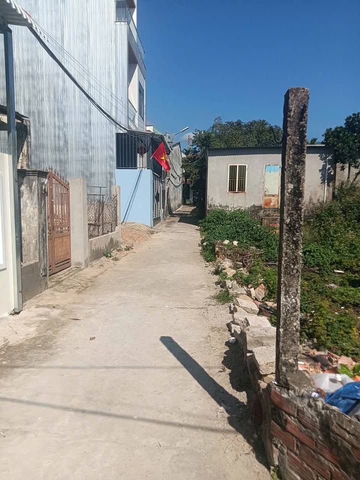 Đất Góc 90m² Nguyễn Văn Cừ, Q5 - Kiệt Ô Tô, Giá 1.9 Tỷ