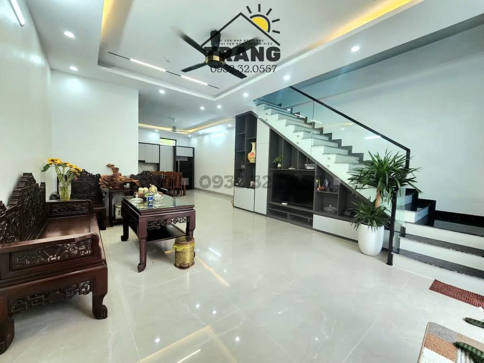 Nhà Phố Đông Hưng Thuận 97m² - Phong thủy nở hậu, thiết kế hiện đại!