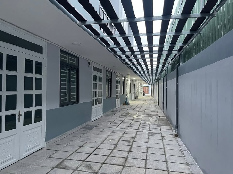 Cho thuê nhà liền kề Chánh Nghĩa, Thủ Dầu Một - 2PN, Sẵn Xe Hơi, 5.5 Triệu/Tháng