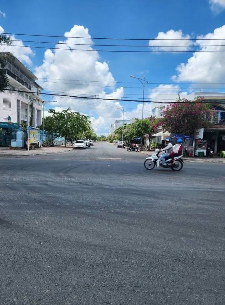 Bán Nền 95.5m² Hướng Tây - Khu Nhà Báo Vĩnh Long, Giá Tốt