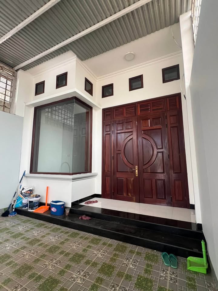 Nhà Mặt Tiền Nguyễn Trung Trực, Quận 1 - 190m², 3PN, Giá 3.95 Tỷ