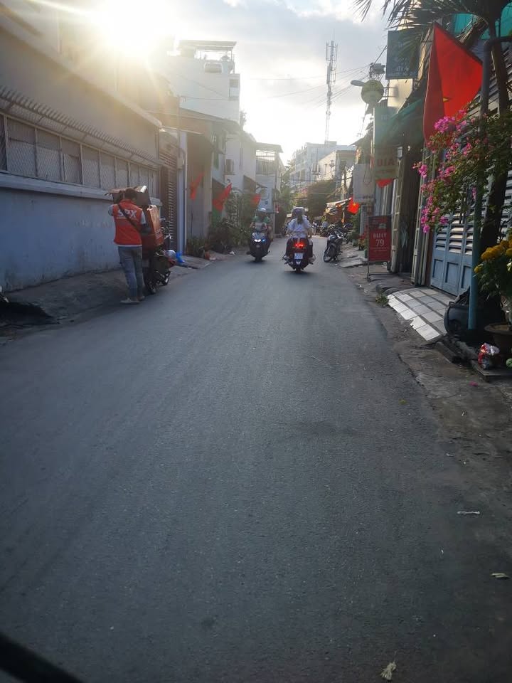 Nhà riêng Ngô Đức Kế, Q1 21m² - Sẵn sàng ở ngay!