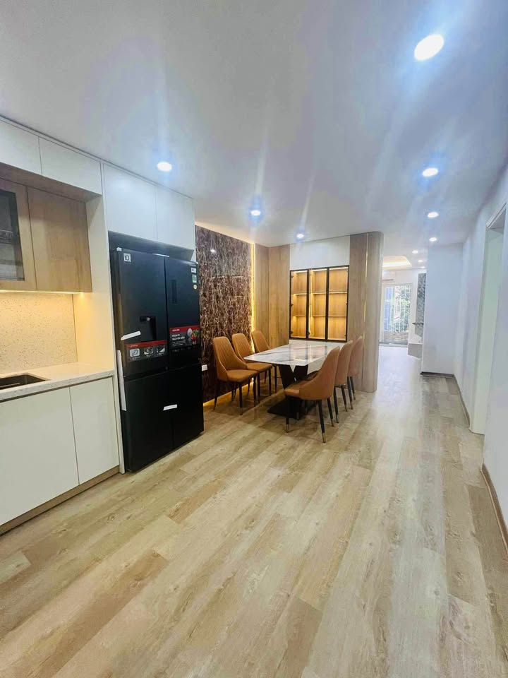 Nhà riêng Nguyễn Chí Thanh 90m² - Full nội thất, ô tô vào tận nhà!