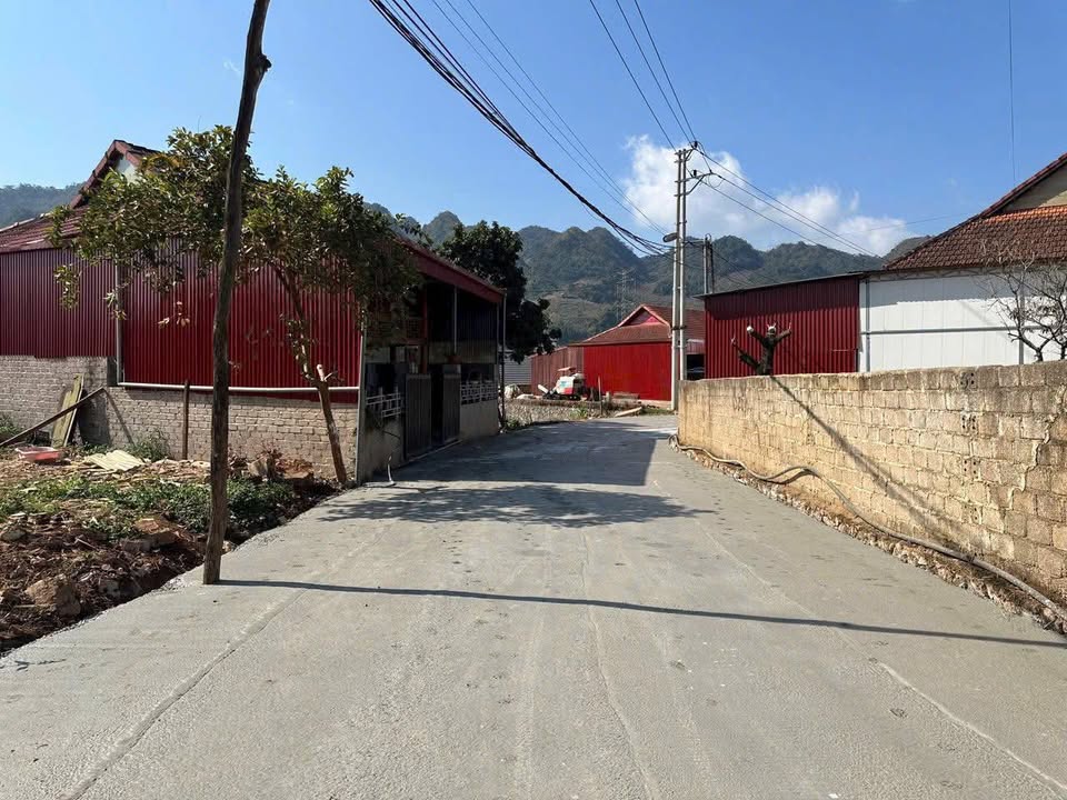 Đất nền Bản Áng Mộc Châu 110m² - 1.95 tỷ - Sổ đỏ chính chủ!