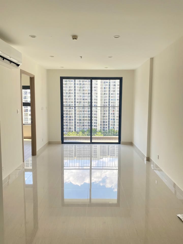 Căn hộ Vinhomes Grand Park TP Thủ Đức giá 5.5 triệu - Bàn giao ngay!