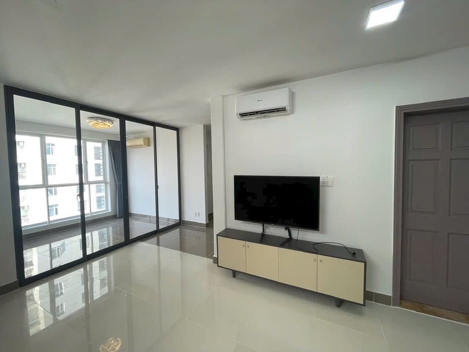 Căn hộ Sài Gòn Mia 100m² 3PN giá 12 triệu - Full nội thất cao cấp