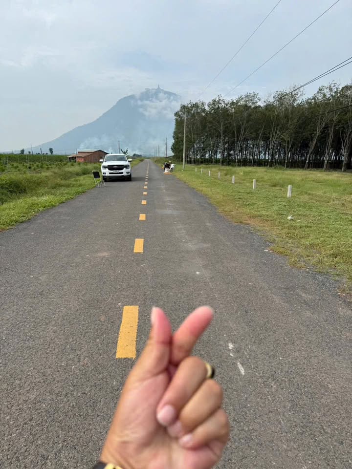 Đất nền Dương Minh Châu 175m² - Sổ đỏ chính chủ, giá chỉ 4 tỷ!