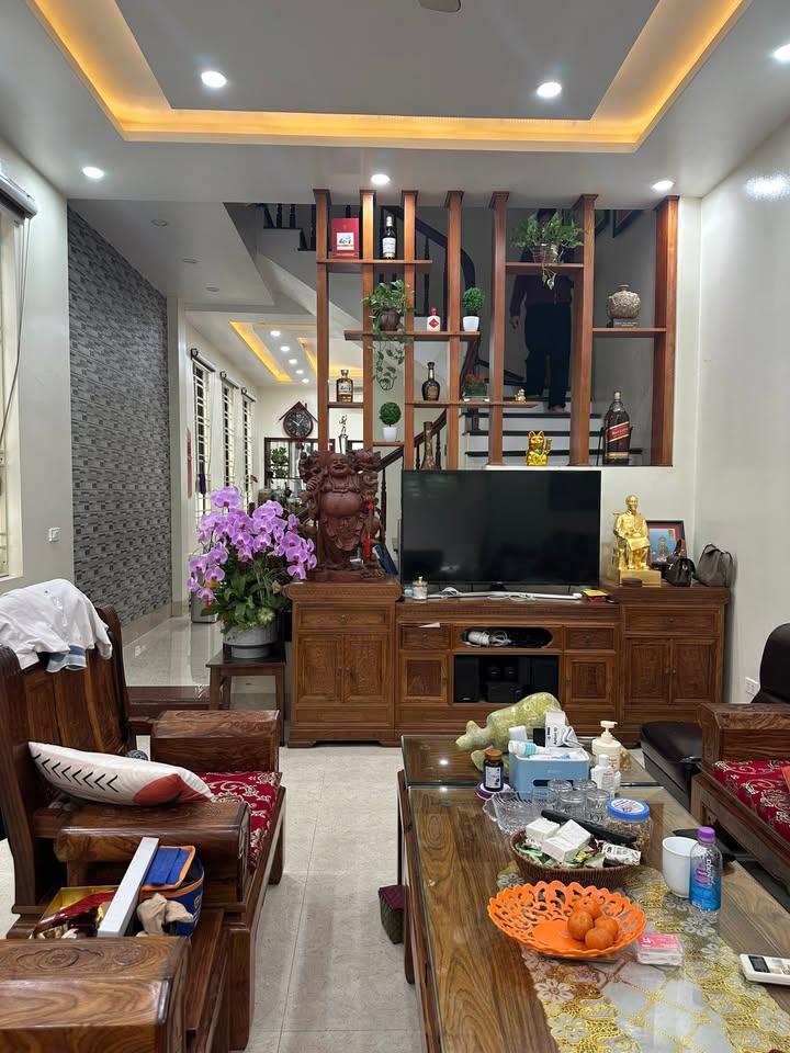 Nhà 2 Mặt Tiền 96m² Hưng Yên - Giá 4 Tỷ, Sẵn Sàng Ở Ngay