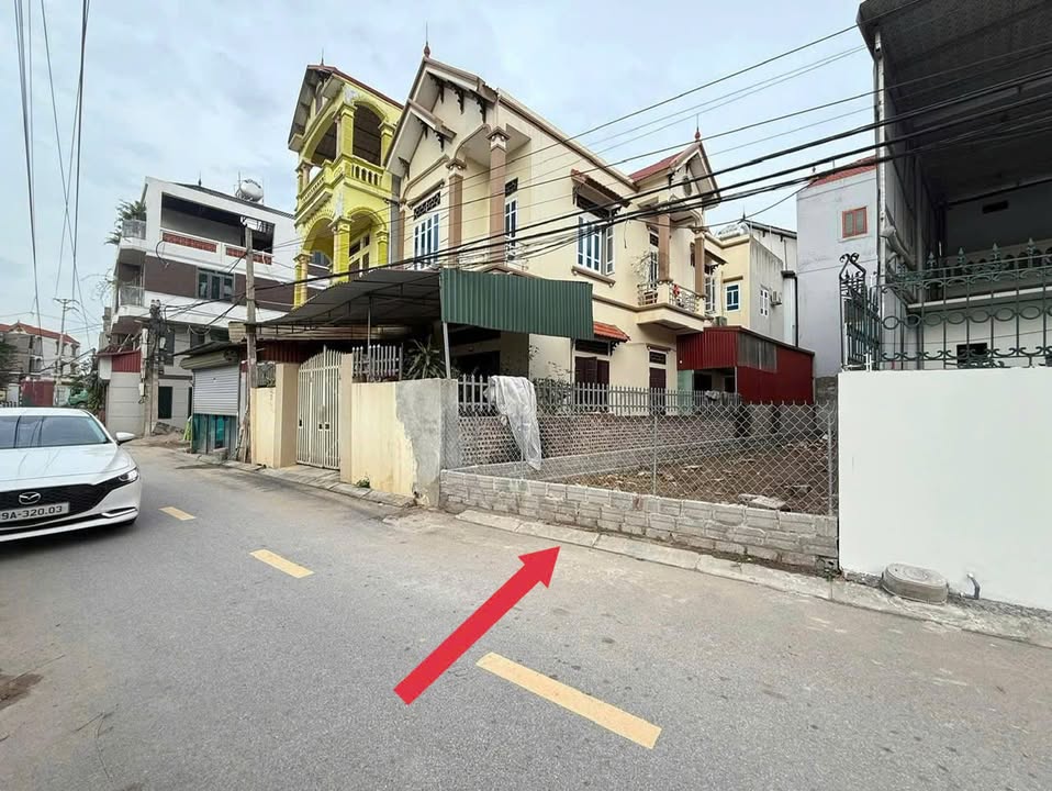 Đất nền Hoàng Quốc Việt, Nam Từ Liêm 100m² - Sổ đỏ chính chủ!