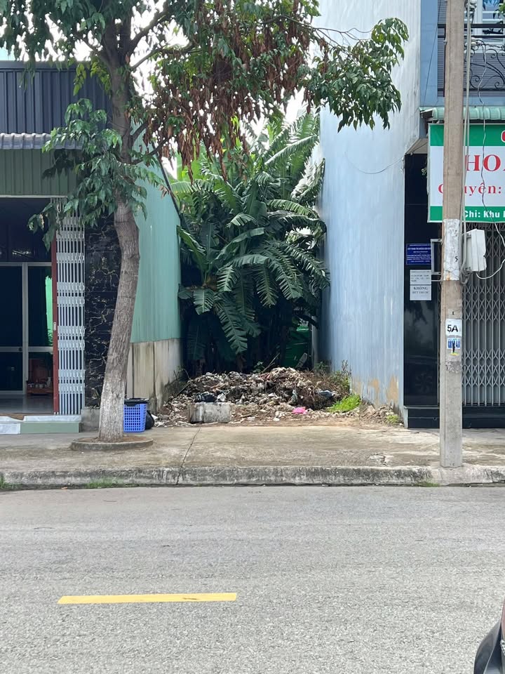 Đất nền Thủ Thừa 80m² giá 2.5 tỷ - Sổ đỏ chính chủ, vị trí vàng!