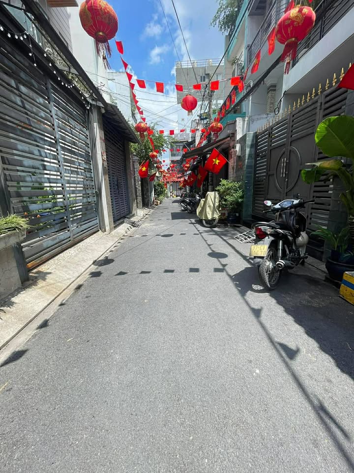 Bán nhà Tây Thạnh Tân Phú 68m² giá 6.8 tỷ - Ô tô vào tận nhà!