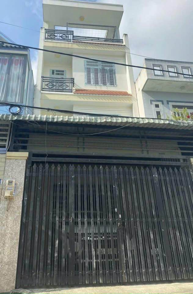 Nhà riêng Thới Tam Thôn 100m² giá 11 triệu - Ô tô vào tận nhà!