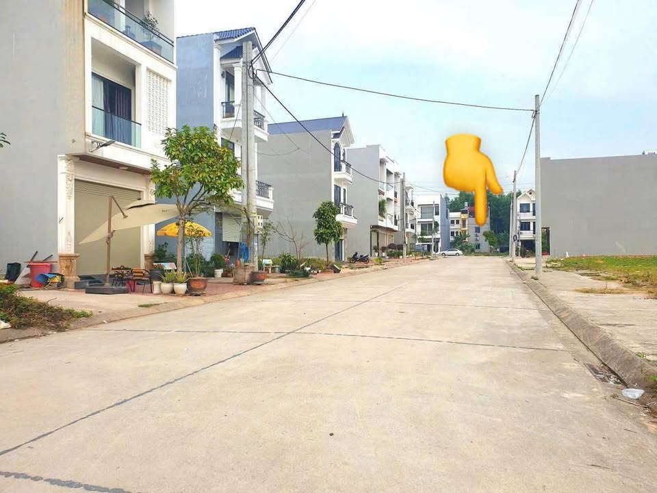 Đất Nền Hữu Lũng 87.5m² giá 2.4 tỷ - Tiềm năng tăng giá vượt trội!