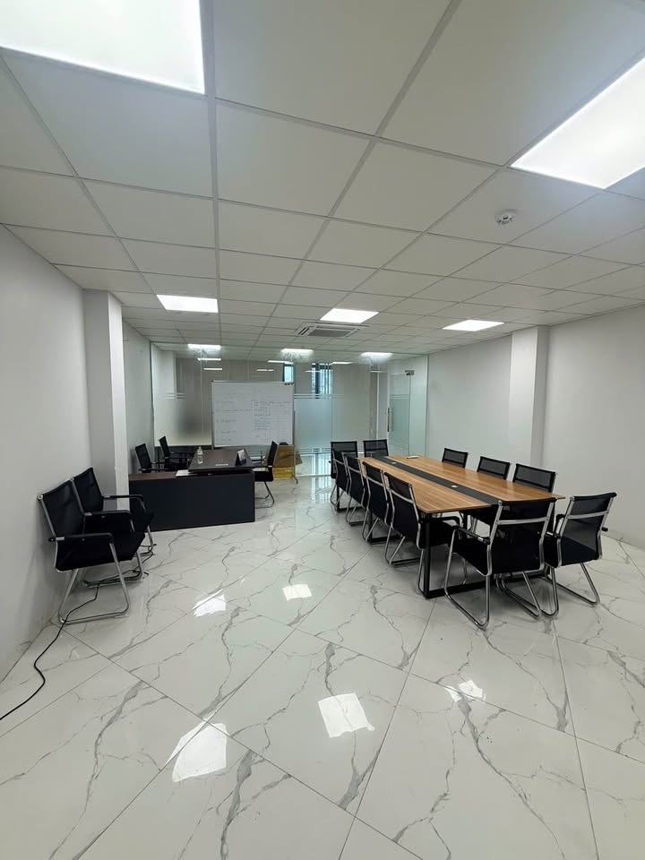 Sàn Văn phòng Hàm Nghi 70m² - Sẵn sàng làm việc ngay!