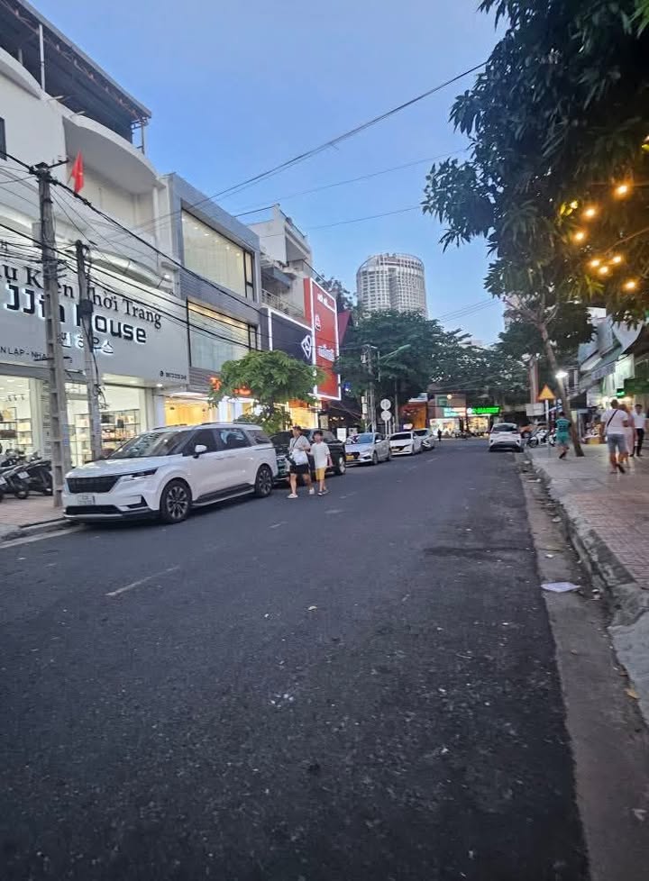 Mặt tiền Võ Trứ, Nha Trang 283m² - Kinh doanh sầm uất, dòng tiền ổn định