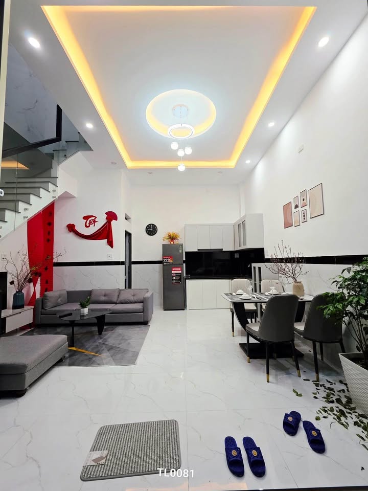 Nhà 3 Tầng Võ Mười Quy Nhơn 2 Tỷ - Sổ hồng chính chủ!