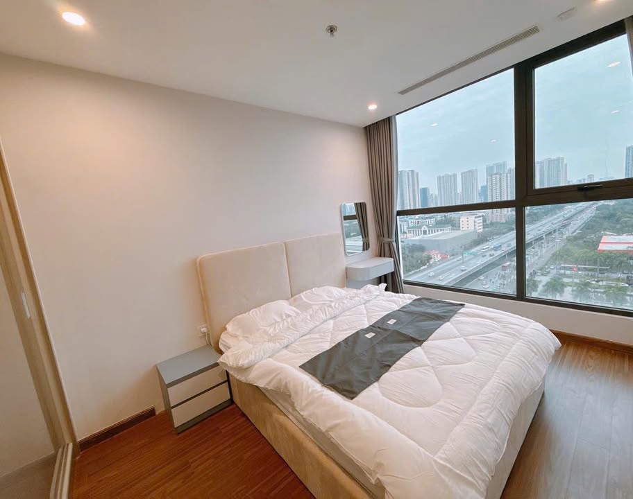 Căn hộ Vinhomes Westpoint Nam Từ Liêm 100m² 3PN - Bàn giao ngay!