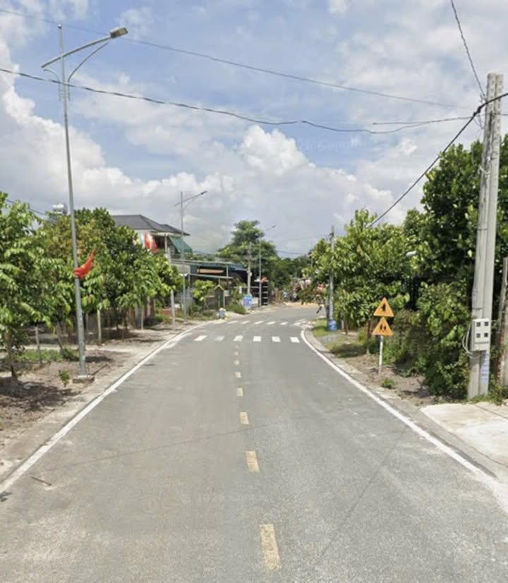 Bán Đất Mặt Tiền Đường Nhựa Minh Hưng, Bình Phước - 50m², Sổ Hồng Sẵn Sàng